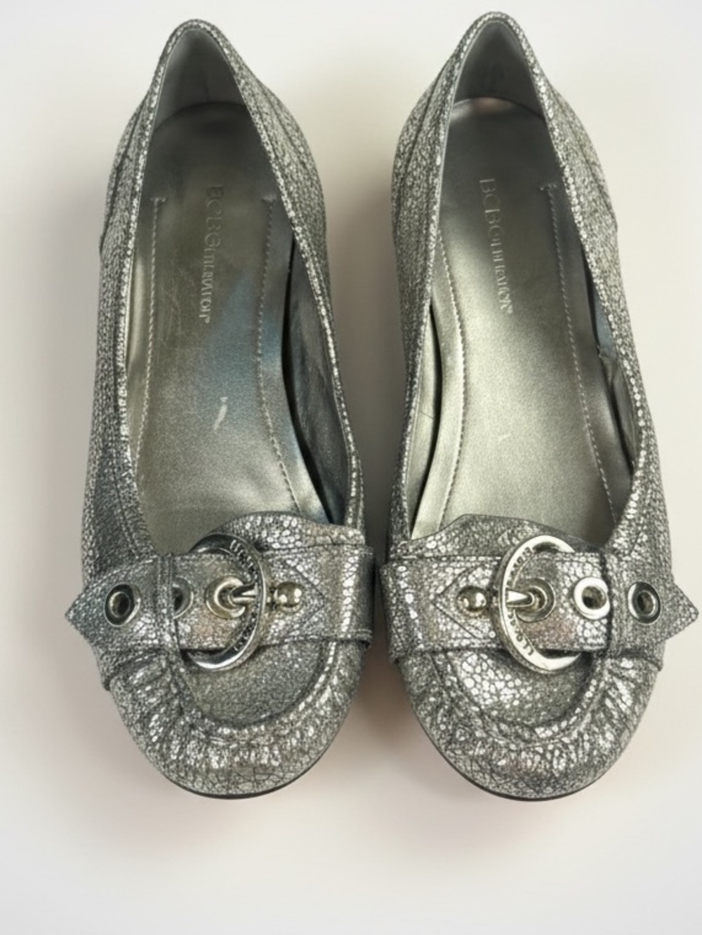 BCBGeneration Silver Metallic Slip On Ballet Flats Y2K Size 38/7.5